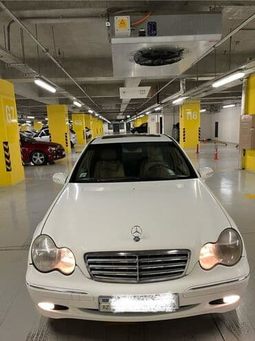 Mercedes-Benz C-Class: 2.4 l | 2002 il Sedan lalafo.az -da Mercedes-Benz C-Class: 2.4 l | 2002 il Sedan