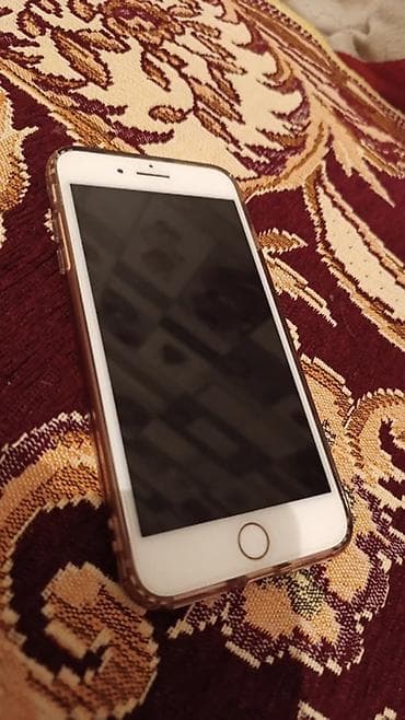 IPhone 8 Plus, Qızılı, Barmaq izi lalafo.az -da IPhone 8 Plus, Qızılı, Barmaq izi