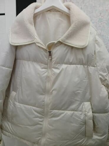 Ağ rəngli qadın qış gödəkçəsi - Model: qısa, şişmə (puffer) tipli - lalafo.az -da Ağ rəngli qadın qış gödəkçəsi - Model: qısa, şişmə (puffer) tipli -