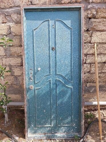 Mənzil üçün İşlənmiş Giriş qapısı Petlə ilə, Zəmanətsiz, Ünvandan götürmə lalafo.az -da Mənzil üçün İşlənmiş Giriş qapısı Petlə ilə, Zəmanətsiz, Ünvandan götürmə