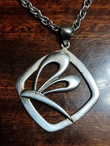 Boyunbağı, Gümüş lalafo.az -da Boyunbağı, Gümüş