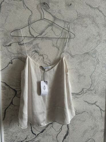 Zara qadın topu – nazik askılı, V-yaxa, sərbəst kəsim. - Rənglər lalafo.az -da Zara qadın topu – nazik askılı, V-yaxa, sərbəst kəsim. - Rənglər