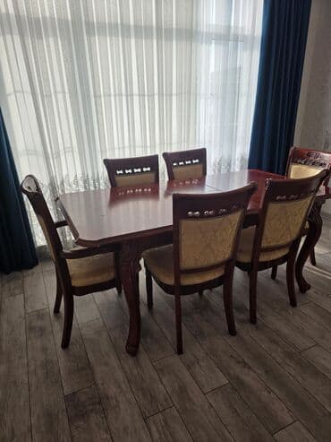 Qonaq otağı üçün, İşlənmiş, Açılan, Kvadrat masa, 6 stul lalafo.az -da Qonaq otağı üçün, İşlənmiş, Açılan, Kvadrat masa, 6 stul