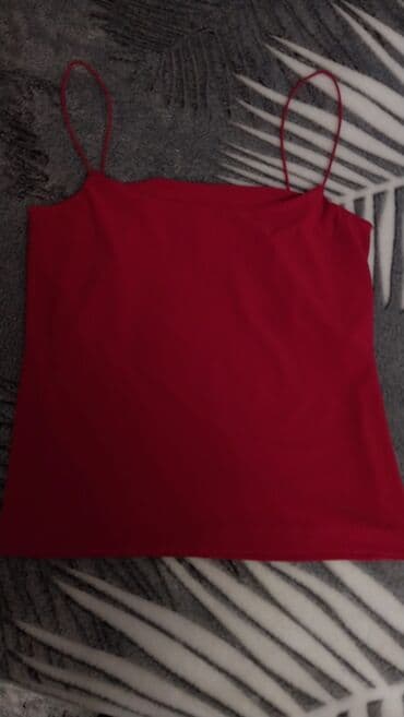 Qırmızı qadın topu – nazik askılı - Rəng: parlaq qırmızı - Model: düz lalafo.az -da Qırmızı qadın topu – nazik askılı - Rəng: parlaq qırmızı - Model: düz