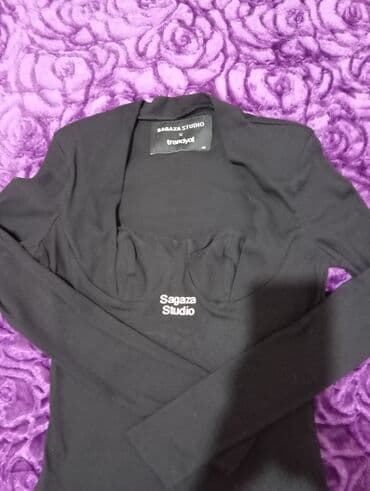 Tezedi hec geyilmeyib.eyinde cox gozel qalir razmer uygun olmadigi lalafo.az -da Tezedi hec geyilmeyib.eyinde cox gozel qalir razmer uygun olmadigi