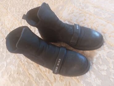 Qısaboğaz, Ölçü: 36, rəng - Qara, İşlənmiş lalafo.az -da Qısaboğaz, Ölçü: 36, rəng - Qara, İşlənmiş