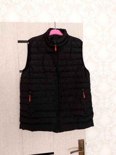 Jiletka satilir. Yaxsi vəziyyətdedir. Cox az istifade olunub lalafo.az -da Jiletka satilir. Yaxsi vəziyyətdedir. Cox az istifade olunub