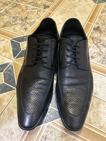 Klassik kisi ayaqqabisi ela veziyetddedi, baha alinib, razmer duz lalafo.az -da Klassik kisi ayaqqabisi ela veziyetddedi, baha alinib, razmer duz