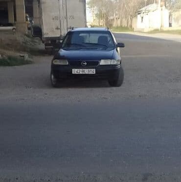 Opel Astra Universal – praktiki və geniş yük yeri olan stansiyon lalafo.az -da Opel Astra Universal – praktiki və geniş yük yeri olan stansiyon