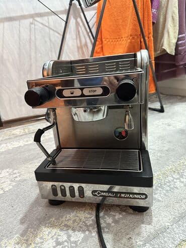 Professional espresso aparat - Paslanmayan poladdan korpus, parlaq lalafo.az -da Professional espresso aparat - Paslanmayan poladdan korpus, parlaq