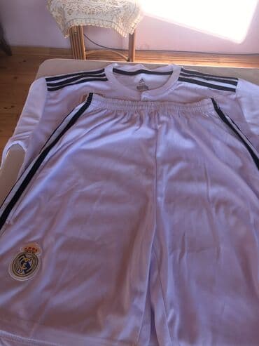 Kurtka, Oğlan üçün, 14 - 16 yaş, Adidas lalafo.az -da Kurtka, Oğlan üçün, 14 - 16 yaş, Adidas