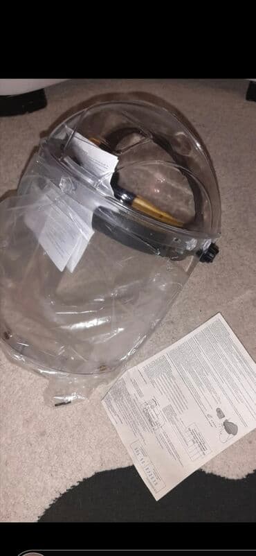 Kaska yenidir.mağazada 150 mandır.şirketden verilib lazım olmadığl lalafo.az -da Kaska yenidir.mağazada 150 mandır.şirketden verilib lazım olmadığl