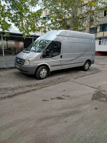 Ford Transit yük furgonu Ton yarım yük daşıma güücü, 3.30 m uzunluğu lalafo.az -da Ford Transit yük furgonu Ton yarım yük daşıma güücü, 3.30 m uzunluğu