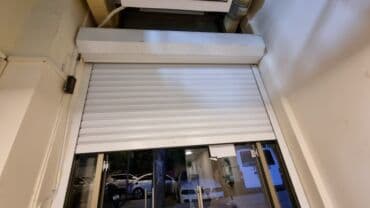 Jaluz qapi 600 Azn. 2.25 Hündürlüyü 2.70 Uzunluğu. Unvan Baki. Shirin lalafo.az -da Jaluz qapi 600 Azn. 2.25 Hündürlüyü 2.70 Uzunluğu. Unvan Baki. Shirin