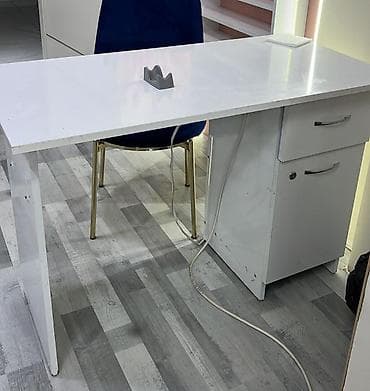 GulEndirim ❌❌ ✔️50 man(Sumqayıt) Dırnaq masası. Təcili satılır. Vpp lalafo.az -da GulEndirim ❌❌ ✔️50 man(Sumqayıt) Dırnaq masası. Təcili satılır. Vpp