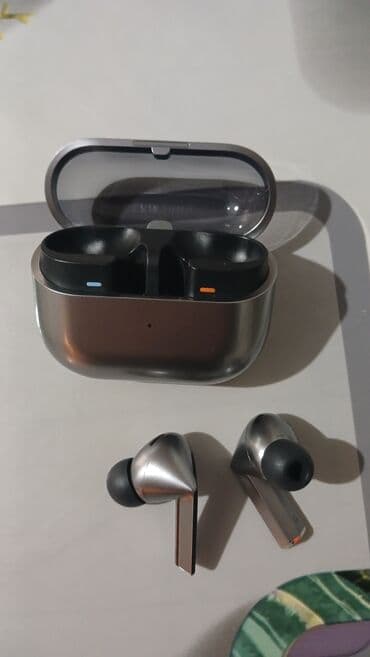 İşlənmiş Simsiz (Bluetooth) Qulaqcıqlar, Samsung, rəng - Gümüşü lalafo.az -da İşlənmiş Simsiz (Bluetooth) Qulaqcıqlar, Samsung, rəng - Gümüşü
