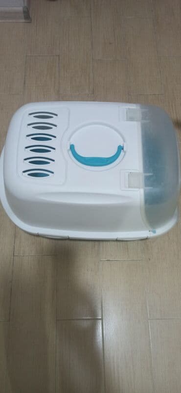 Qapalı pişik tualeti Üstdə çoxsaylı ventilyasiya yarıqları – hava lalafo.az -da Qapalı pişik tualeti Üstdə çoxsaylı ventilyasiya yarıqları – hava