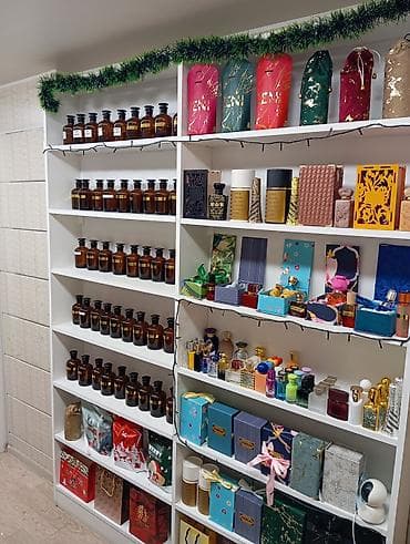 Şekilde gördüyünuz her şey vitrinlər qarışığ ətirlər hamsi satılır at lalafo.az Şekilde gördüyünuz her şey vitrinlər qarışığ ətirlər hamsi satılır