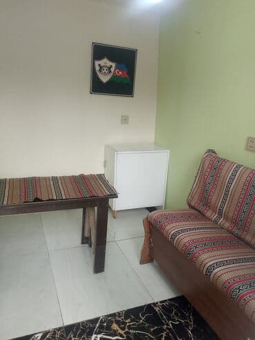 Salam İcarəyə verilir Məhəllələrin çıxışı Avtobus dayanacağı Mektebin at lalafo.az — 3 Salam İcarəyə verilir Məhəllələrin çıxışı Avtobus dayanacağı Mektebin — 3