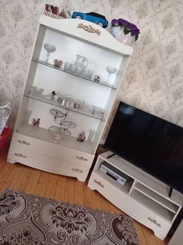 İşlənmiş, TV altlığı, Kredit yoxdur lalafo.az -da İşlənmiş, TV altlığı, Kredit yoxdur