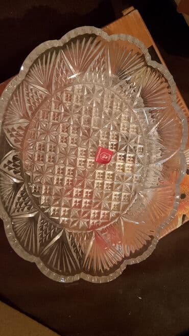 Tort və şiriniyyat qabı, rəng - Ağ, Xrustal lalafo.az -da Tort və şiriniyyat qabı, rəng - Ağ, Xrustal