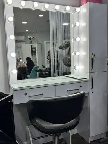 Professional vizaj və saç ustaları üçün işçi masa-seti - Böyük ölçülü lalafo.az -da Professional vizaj və saç ustaları üçün işçi masa-seti - Böyük ölçülü