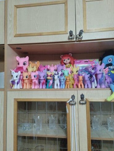 Ponilər pony hər biri təzə kimidir qiymətləri isə 1-10 manata qədər lalafo.az -da Ponilər pony hər biri təzə kimidir qiymətləri isə 1-10 manata qədər