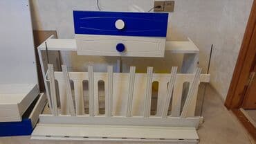 Oğlan və qız üçün, İşlənmiş, Dördbucaq, Beşik, Matras ilə, Yellənmə mexanizmsiz lalafo.az -da Oğlan və qız üçün, İşlənmiş, Dördbucaq, Beşik, Matras ilə, Yellənmə mexanizmsiz