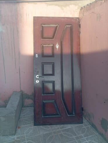 Mənzil üçün İşlənmiş Giriş qapısı Glazok ilə, Zəmanətsiz, Pulsuz quraşdırma, Ünvandan götürmə lalafo.az -da Mənzil üçün İşlənmiş Giriş qapısı Glazok ilə, Zəmanətsiz, Pulsuz quraşdırma, Ünvandan götürmə