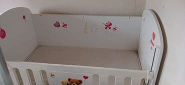 Oğlan və qız üçün, Dördbucaq, Beşik, Dəstsiz, Matras ilə, Yellənmə mexanizmsiz lalafo.az -da Oğlan və qız üçün, Dördbucaq, Beşik, Dəstsiz, Matras ilə, Yellənmə mexanizmsiz