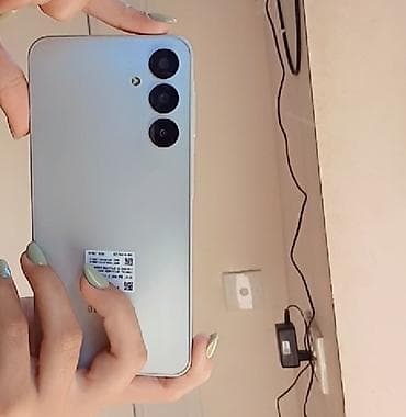 Samsung Galaxy A16, 128 ГБ, цвет - Серебристый, Отпечаток пальца at lalafo.az Samsung Galaxy A16, 128 ГБ, цвет - Серебристый, Отпечаток пальца