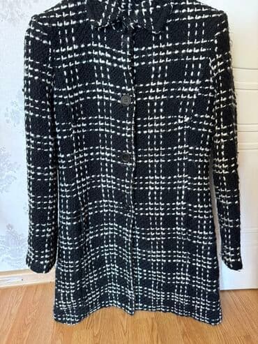 890 azn alinib az geyilib Qadınlar üçün qara-ağ dama naxışlı palto lalafo.az -da 890 azn alinib az geyilib Qadınlar üçün qara-ağ dama naxışlı palto