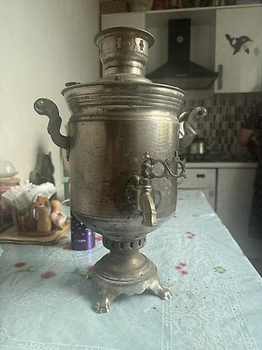 Klassik metal samovar 5lt - Material: tam metal/gümüşü rəngli korpus - lalafo.az -da Klassik metal samovar 5lt - Material: tam metal/gümüşü rəngli korpus -