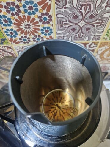 Кофемолки: Соковыжималка Redmond, Центробежная at lalafo.az — 10 Кофемолки: Соковыжималка Redmond, Центробежная — 10