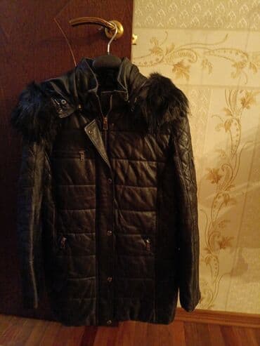 Ölçü L təbii dəridir az geyinilib 50azn lalafo.az -da Ölçü L təbii dəridir az geyinilib 50azn