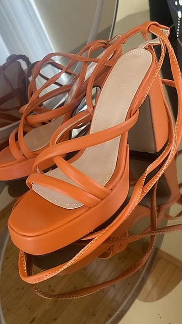 Narıncı rəngli qadın sandaleti - Model: zolaqlı bağlamalı sandal - lalafo.az -da Narıncı rəngli qadın sandaleti - Model: zolaqlı bağlamalı sandal -