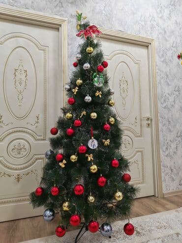 Yeni il şam ağacı – bəzədilmiş işiqsiz oyuncaqlari ile birlikde 1.80 lalafo.az -da Yeni il şam ağacı – bəzədilmiş işiqsiz oyuncaqlari ile birlikde 1.80