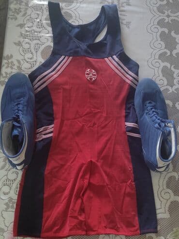 Tirko və brasofka güləş geyimi. Hər ikisidə yenidi. Dəst 45man lalafo.az -da Tirko və brasofka güləş geyimi. Hər ikisidə yenidi. Dəst 45man