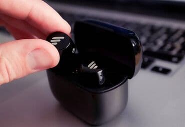 Simsiz (Bluetooth) Qulaqcıqlar, Edifier, rəng - Qara lalafo.az -da Simsiz (Bluetooth) Qulaqcıqlar, Edifier, rəng - Qara