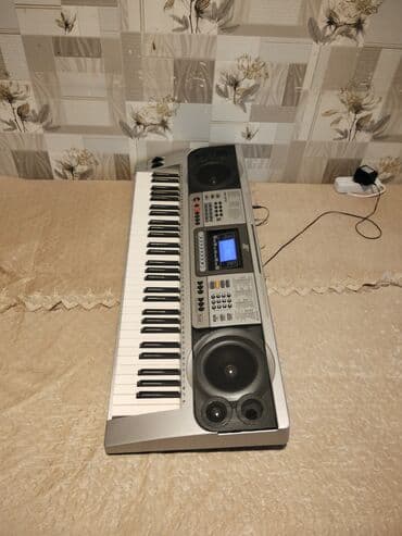 Royallar: Sintezator, Yeni, Ünvandan götürmə, Pulsuz çatdırılma lalafo.az -da — 6 Royallar: Sintezator, Yeni, Ünvandan götürmə, Pulsuz çatdırılma — 6