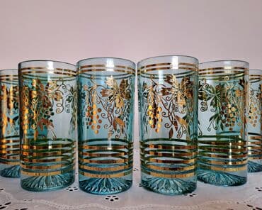 Qədəhlər istifadə olunmayıb tam yenidir lalafo.az -da Qədəhlər istifadə olunmayıb tam yenidir