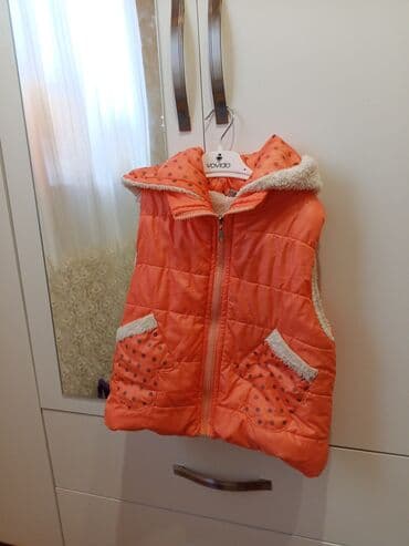 Жилетки: Жилетка, Унисекс, 4 - 5 лет at lalafo.az — 1 Жилетки: Жилетка, Унисекс, 4 - 5 лет — 1