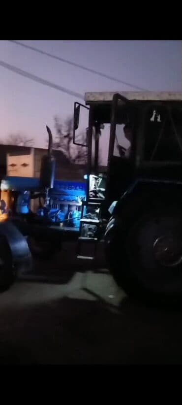 Traktor MTZ Belarus (mavi-qara kabinəli) - Model: MTZ Belarus lalafo.az -da Traktor MTZ Belarus (mavi-qara kabinəli) - Model: MTZ Belarus