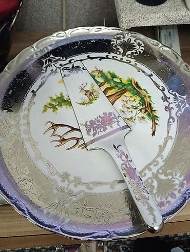 Tort qabi qedimi metrolara catdirilma var lalafo.az -da Tort qabi qedimi metrolara catdirilma var