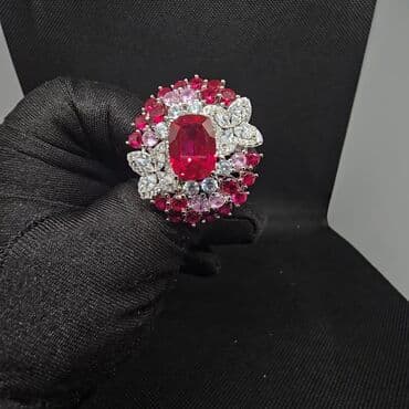 Üzük, Ağ qızıl, Yaqut lalafo.az -da Üzük, Ağ qızıl, Yaqut