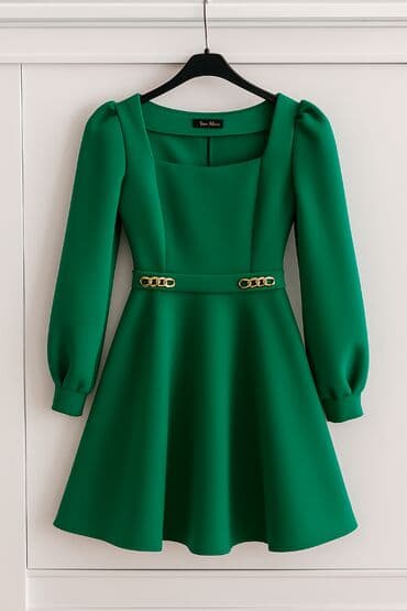 Yenidir bir dəfə geyinilib, artıq böyük gəldiyi üçün satılır lalafo.az -da Yenidir bir dəfə geyinilib, artıq böyük gəldiyi üçün satılır