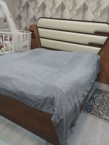 İşlənmiş, İkinəfərlik çarpayı, Matrassız, Siyirməsiz lalafo.az -da İşlənmiş, İkinəfərlik çarpayı, Matrassız, Siyirməsiz