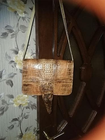 Məhsul: Unikal dizaynlı çiyin çantası - Material:Temiz timsah derisi lalafo.az -da Məhsul: Unikal dizaynlı çiyin çantası - Material:Temiz timsah derisi