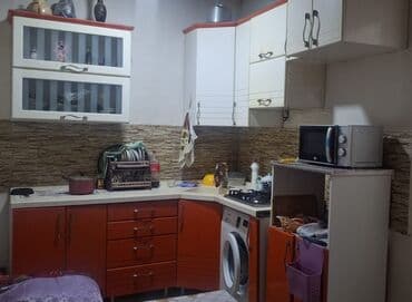 Mətbəx mebel dəsti və texnika - Üst şkaflar: ağ rəngdə, vitrinli lalafo.az -da Mətbəx mebel dəsti və texnika - Üst şkaflar: ağ rəngdə, vitrinli