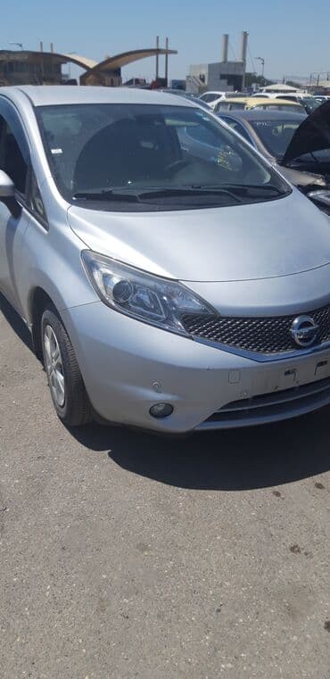 Icarəyə verlir günlük 25 man depazit 300 man taksıyə buraxlıs kartı lalafo.az -da Icarəyə verlir günlük 25 man depazit 300 man taksıyə buraxlıs kartı